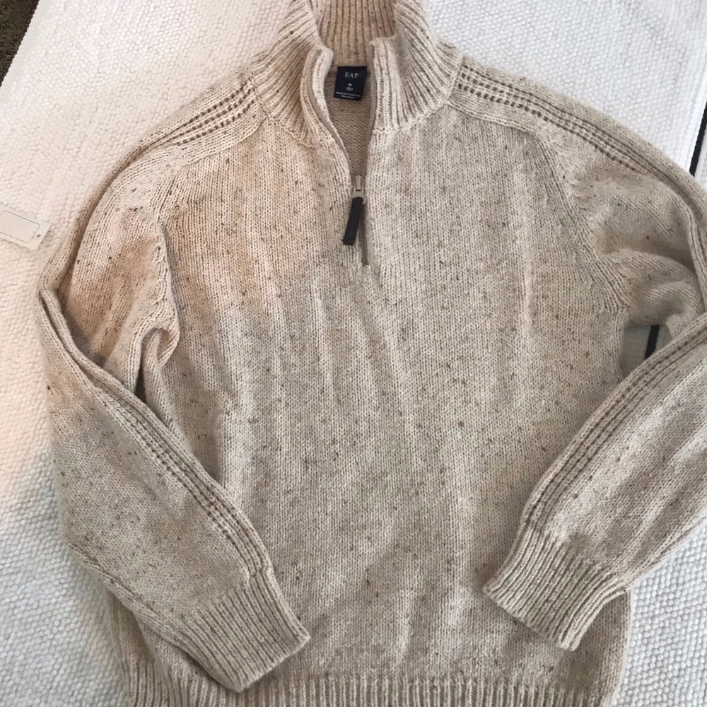 Gap Kids Size 8 Cream Sweater